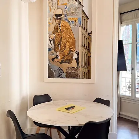Marais, Rue Beaubourg - 6 Places