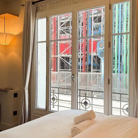 Marais, Rue Beaubourg - 6 Places
