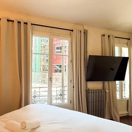 Marais, Rue Beaubourg - 6 Places 巴黎